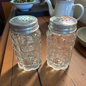 Vintage ANCHOR HOCKING Waffle Glass Salt & Pepper Shakers Aluminum Tops 3"H